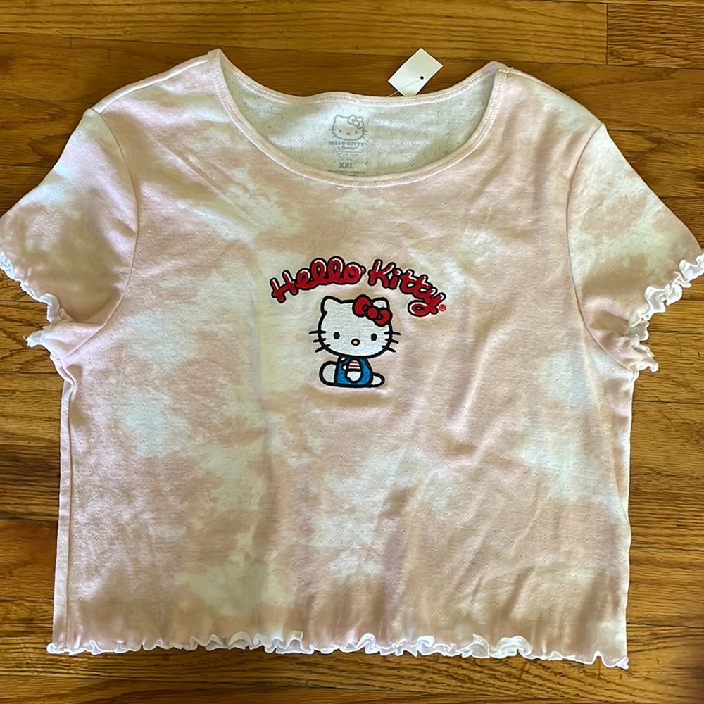 NWT. Hello Kitty Lettuce Trimmed Crop Top